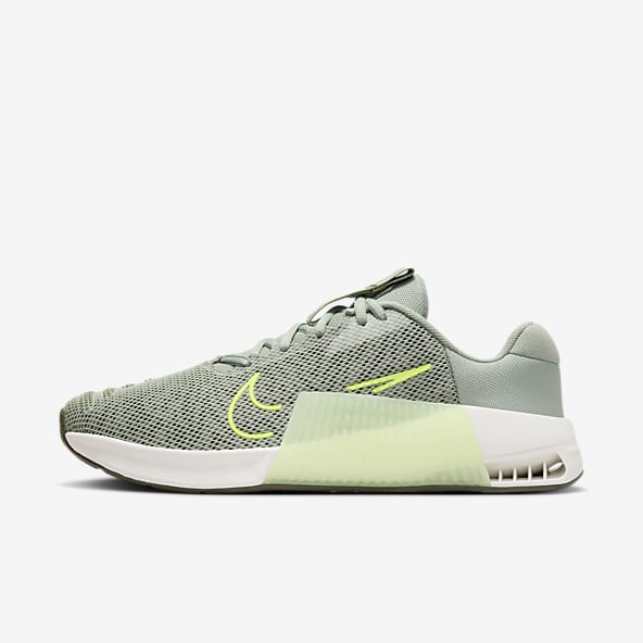 Dames Crosstraining Schoenen. Nike BE
